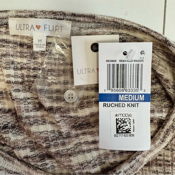 Long Sleeve Keyhole Top‎ with Drawstring Front, Neutral Tones, Casual - Picture 4 of 8